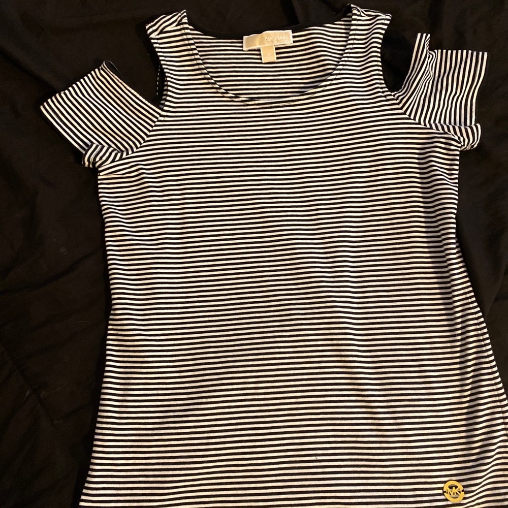 Women’s Michael kors shirt size small